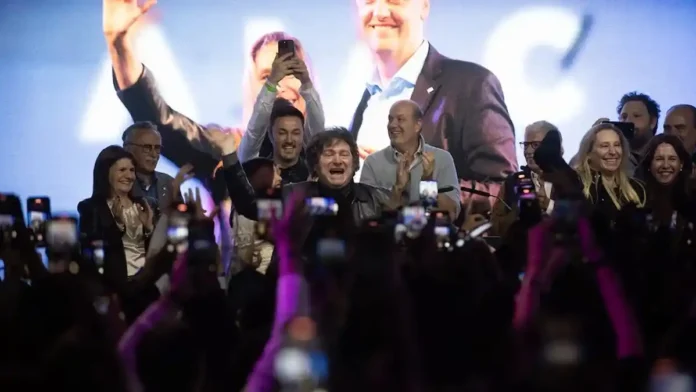 1200x675_elecciones-legislativas-2025-libertad-avanza-gano-4084porciento-milei-revalida-poder-urnas-1109691-220228