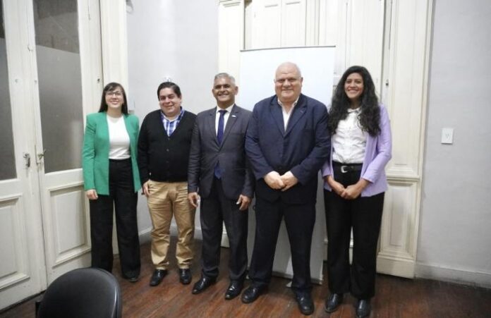 730x473_251028121957_48295